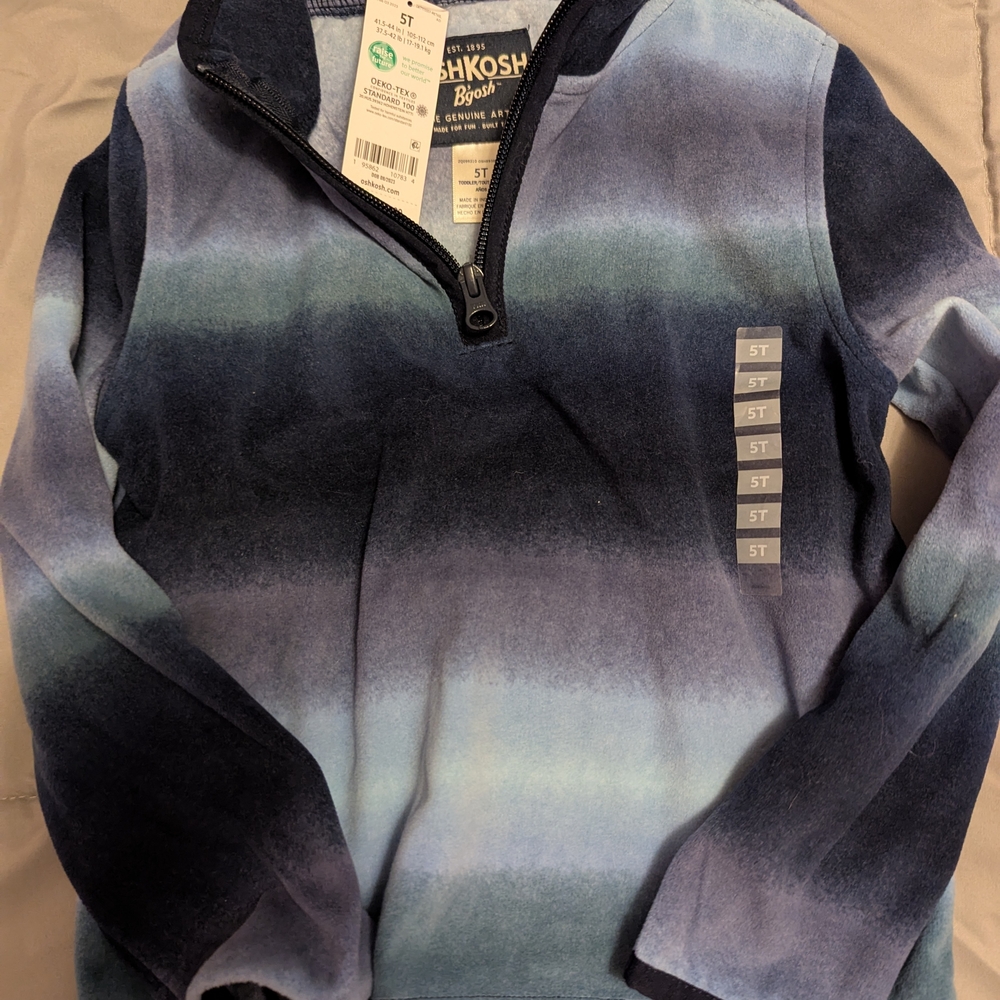 OshKosh B'gosh Navy and Light Blue Fleece Pullover NWT